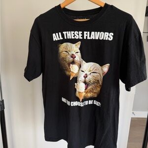 Black Cat Graphic T-Shirt